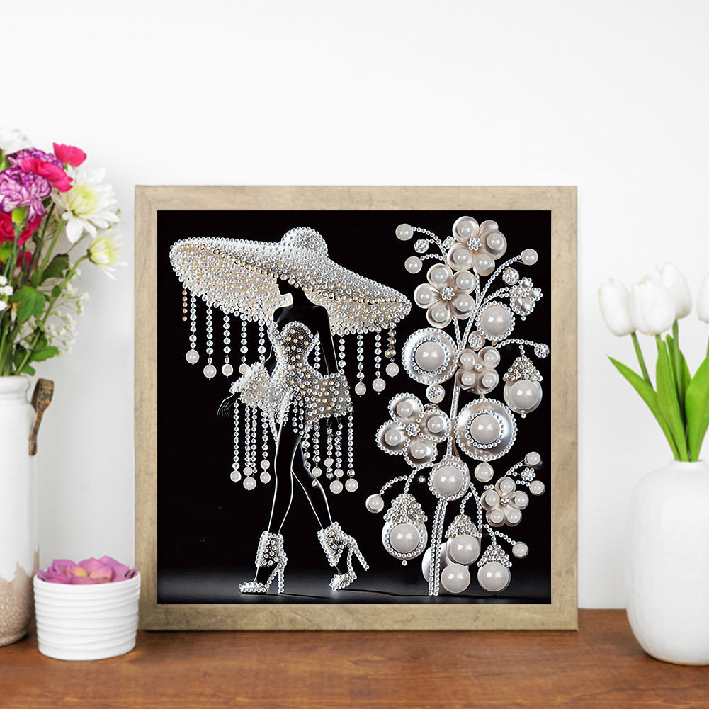 Elegant Lady - Special Shaped Drill Diamond Painting 30*30CM