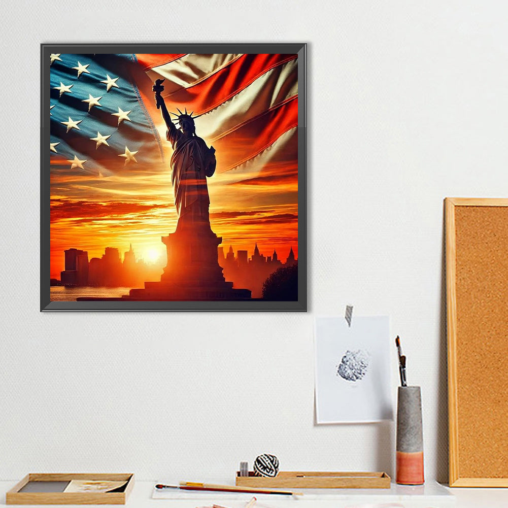 Statue Of Liberty On Independence Day - Full Round Drill Diamond Painting 40*40CM