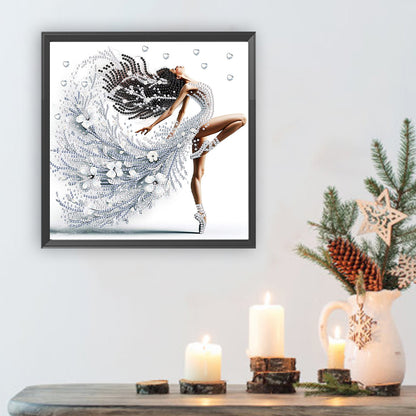 Woman With A Beautiful Skirt - Special Shaped Drill Diamond Painting 30*30CM