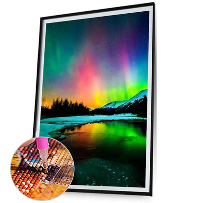 Aurora In The Dark Night - Full Square Drill Diamond Painting 50*70CM
