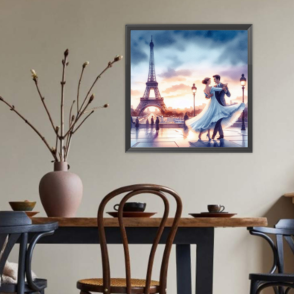 Romantic Couple Under The Eiffel Tower - Full Round Drill Diamond Painting 40*40CM