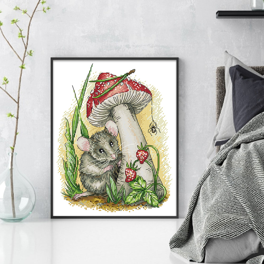 Mushroom-Strawberry-Mouse - 14CT Stamped Cross Stitch 26*32CM (Joy Sunday)