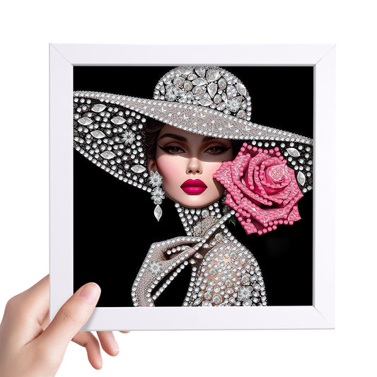 Elegant Woman - Special Shaped Drill Diamond Painting 15*15CM