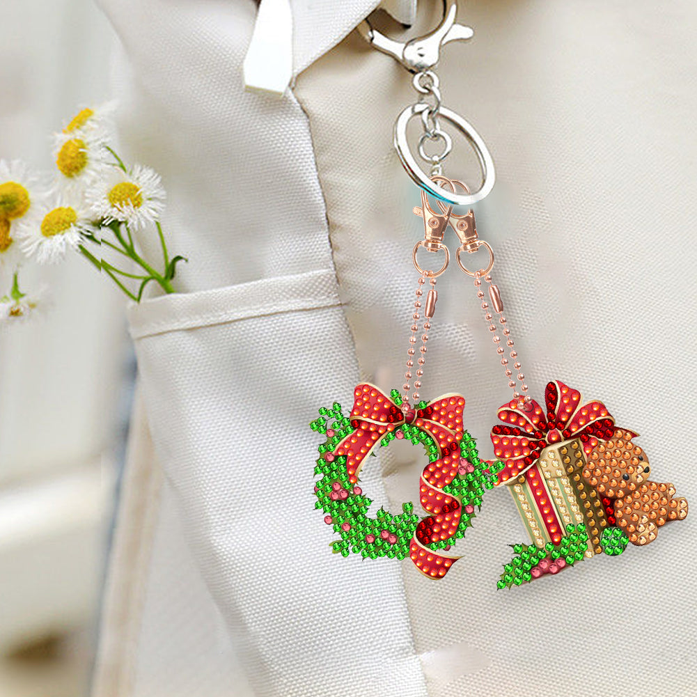 4PCS Double Sided Diamond Painting Keychain (Xmas Stocking Critter #4)