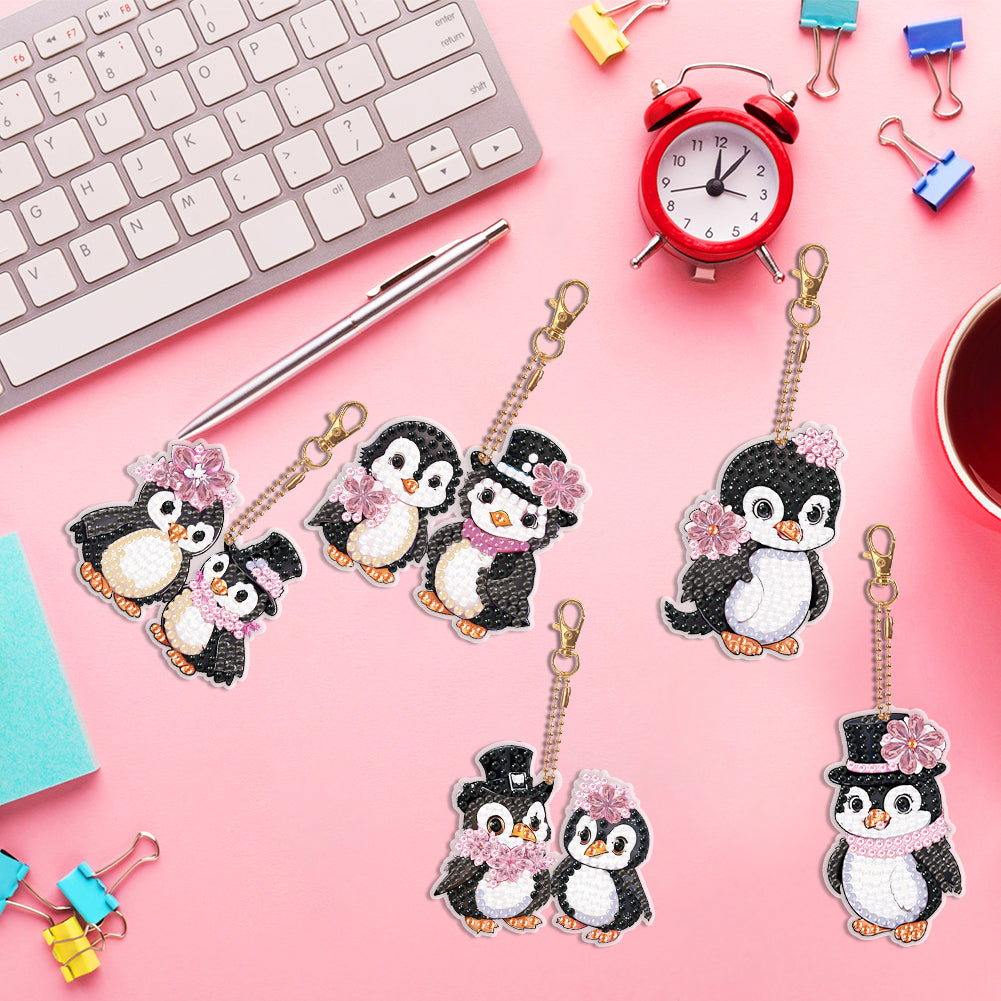 5PCS Double Sided Round Diamond Painting Art Keychain Pendant (Penguin #1)