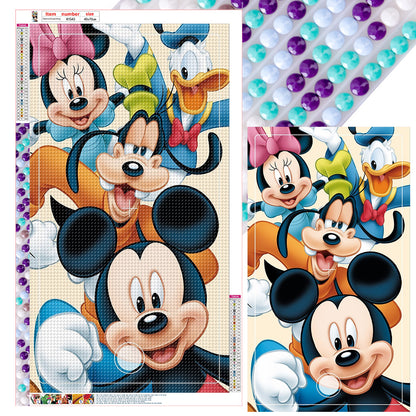 Mickey Mouse And Friends Taking Pictures - Full Round Drill Diamond Painting 40*70CM