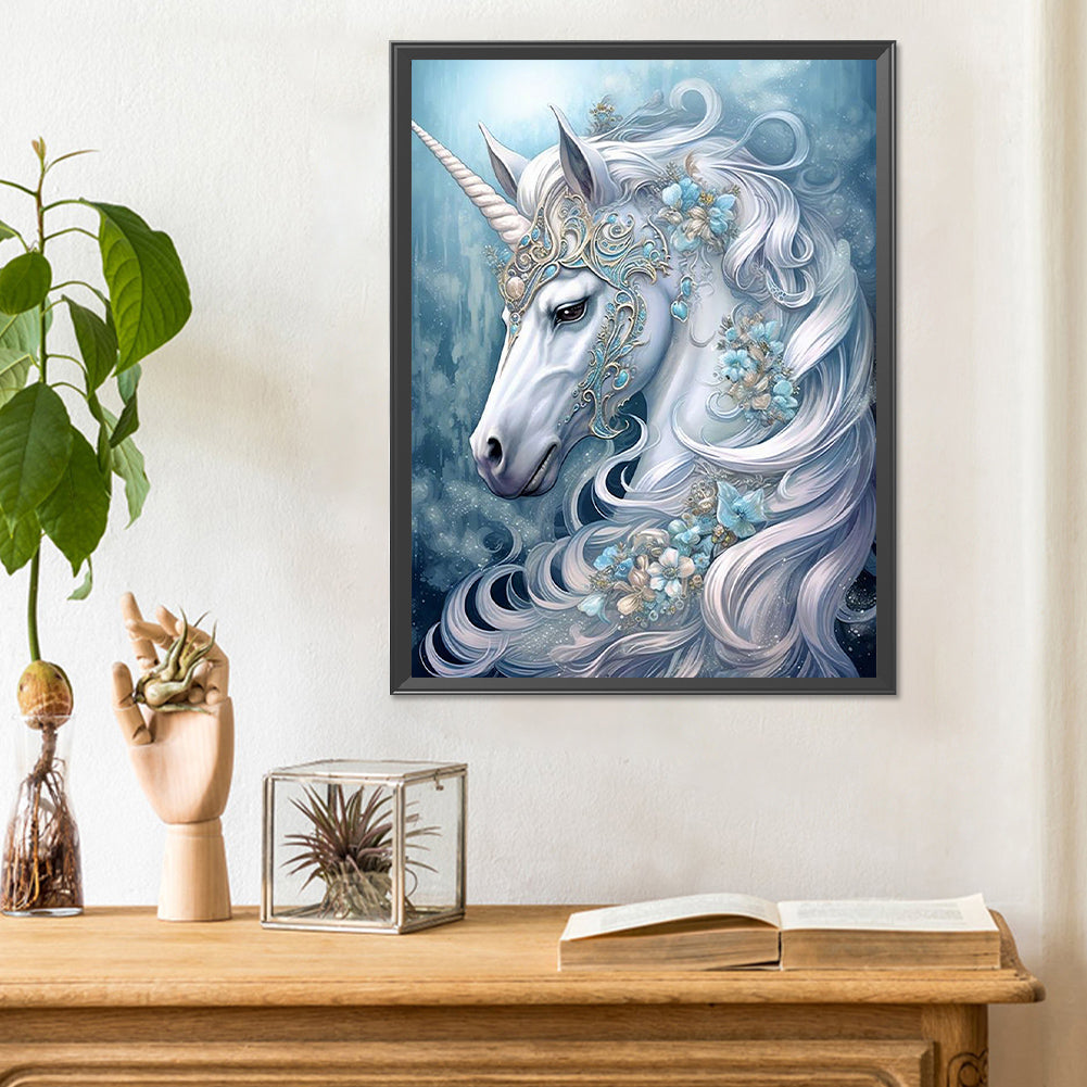 White Beautiful Unicorn - Full Round Drill Diamond Painting 30*40CM