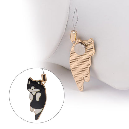 Cute Cat Magnetic Needle Holder Threader Household Magnetic Pin Holder (Black)