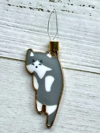 Cute Cat Magnetic Needle Holder Threader Household Magnetic Pin Holder (Grey)