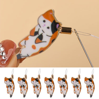 Cute Cat Magnetic Needle Holder Threader Household Magnetic Pin Holder (Orange)