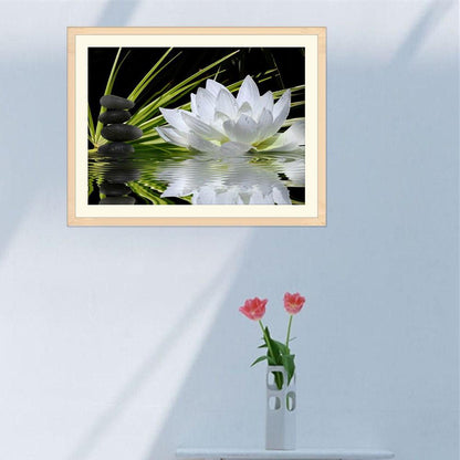 White Lotus - Full Round Drill Diamond Painting 40*30CM