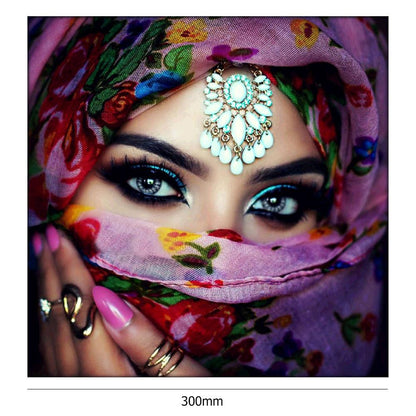 Masked Beauty - Full Round Drill Diamond Painting 30*30CM
