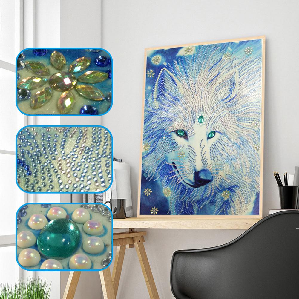 Wolf Animal - Special Shaped Drill Diamond Painting 30*40CM