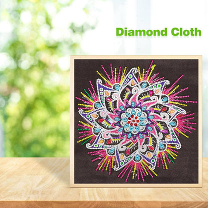 Datura - Special Shaped Drill Diamond Painting 30*30CM