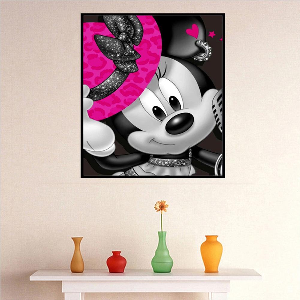 Minnie - Full Round Drill Diamond Painting 30X40CM