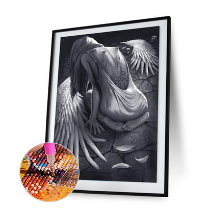 Broken Angel - Full Round Drill Diamond Painting 30*45CM