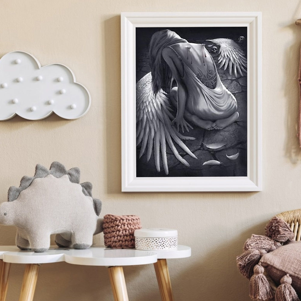 Broken Angel - Full Round Drill Diamond Painting 30*45CM