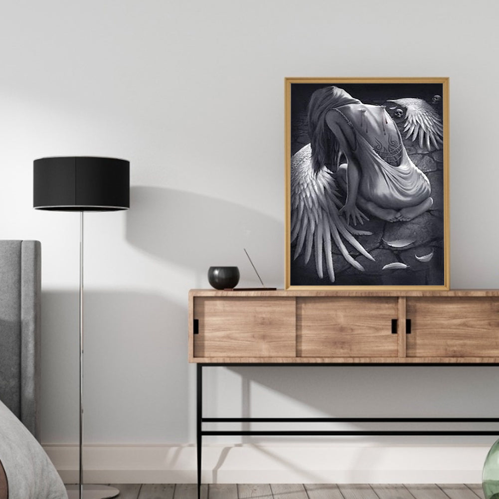 Broken Angel - Full Round Drill Diamond Painting 30*45CM