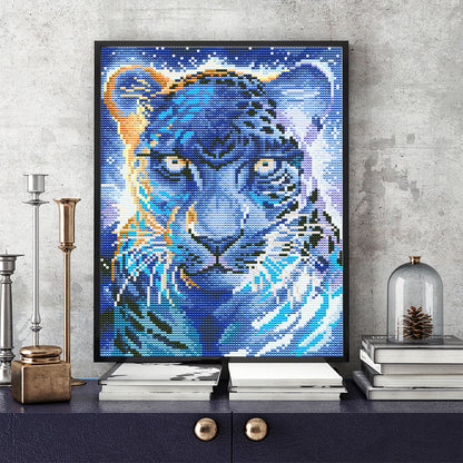 Luminous Tiger - Full Round Drill Diamond Painting 30*40CM