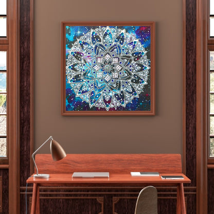 Datura - Special Shaped Drill Diamond Painting 30*30CM