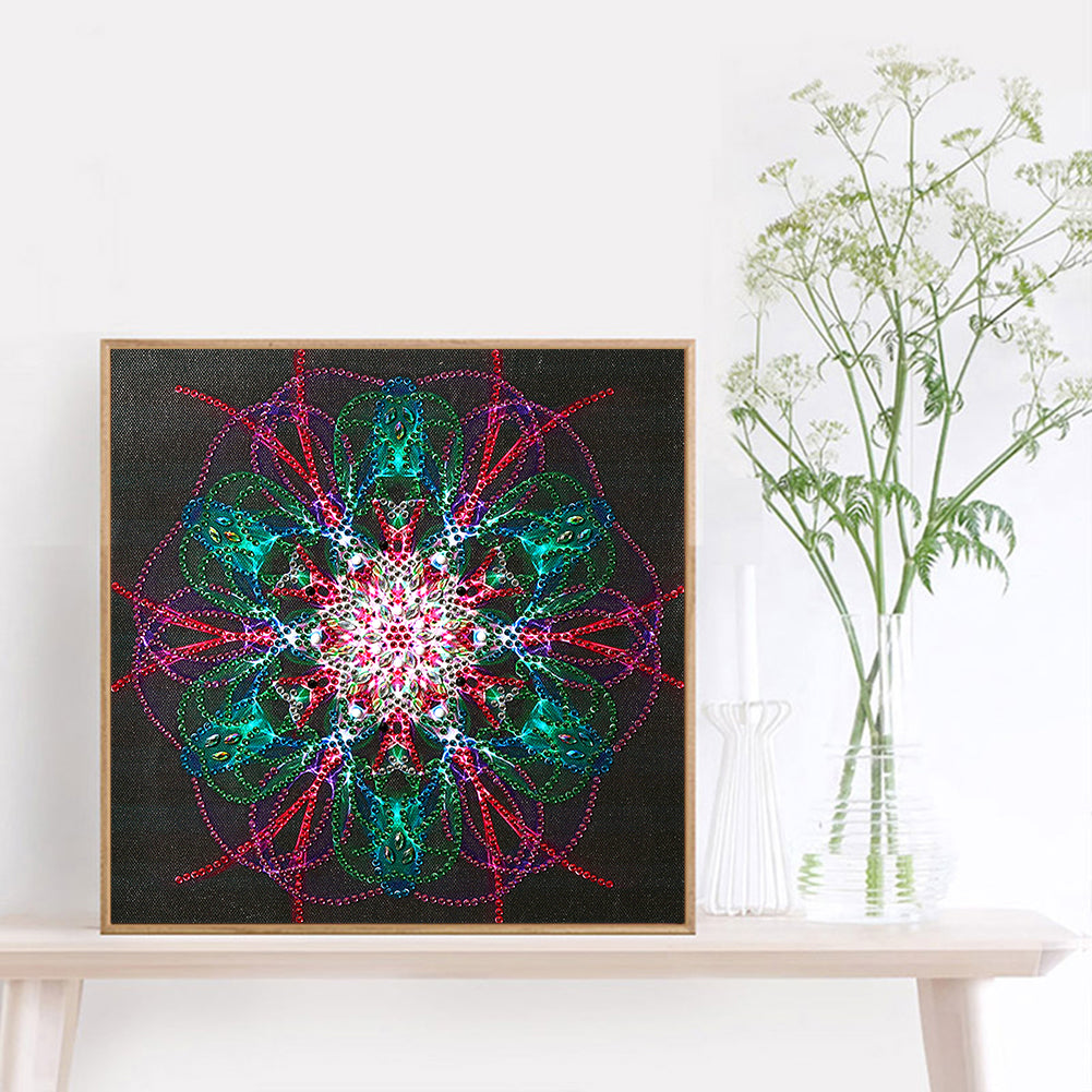 Datura - Special Shaped Drill Diamond Painting 30*30CM