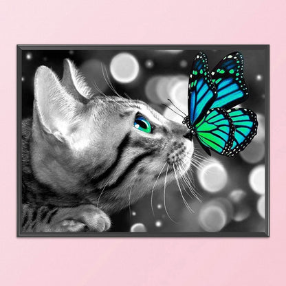 Cat Kisses Butterfly - 11CT Stamped Cross Stitch 40*50CM