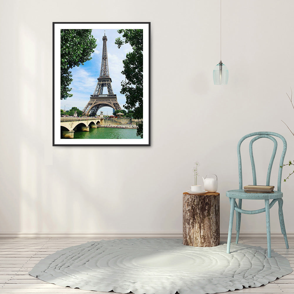 Eiffel Tower - Full Round Drill Diamond Painting 30*40CM