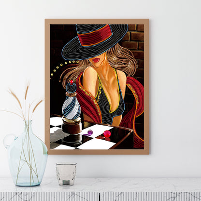 Elegant Woman - Special Shaped Drill Diamond Painting 30*40cm